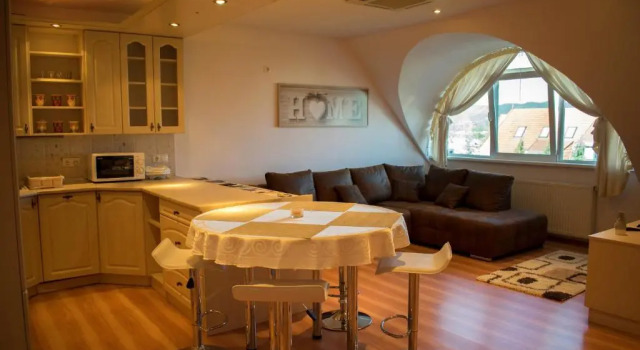 Апартаменты Home Apartman