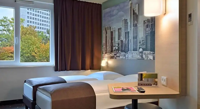 Номер Standard B&B Hotel Frankfurt-West