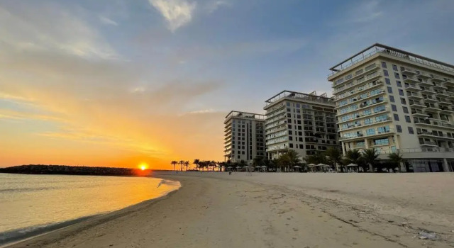 Апартаменты Deluxe Studio Private Apartment - Beachfront Property