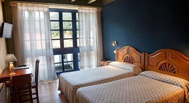 Hotel Cuevas Del Mar, Buchen Sie Hotel Llanes 