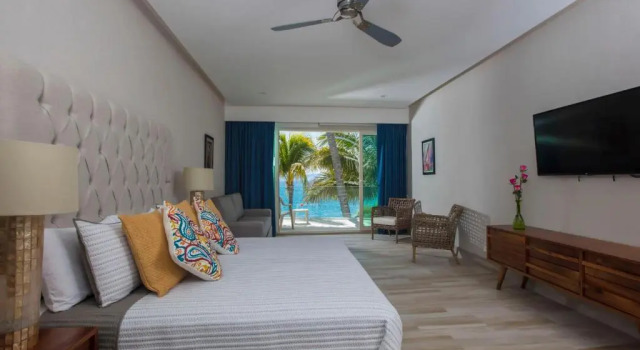Полулюкс Vista Vallarta All Suites On The Beach