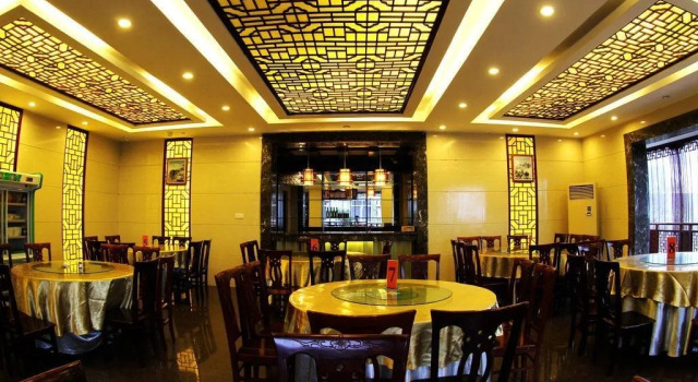 Yujing Hotel, Rezerwuj Hotel Hotele w Shangrao z parkingiem, Parking