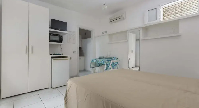 2881 Punta Cassano - Mono Comfort by Barbarhouse, Buchen Sie Ferienwohnung Hotels in Melendugno mit Pool, Schwimmbad