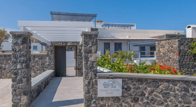 Golden Sunrise Suites, Забронировать Отель Отели Агия Параскеви с парковкой, Парковка