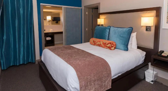Полулюкс City Loft Hotel