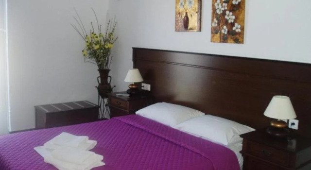 Ritas Place Hotel