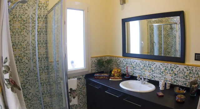 Camera tripla Standard con balcone VinsLounge B&B
