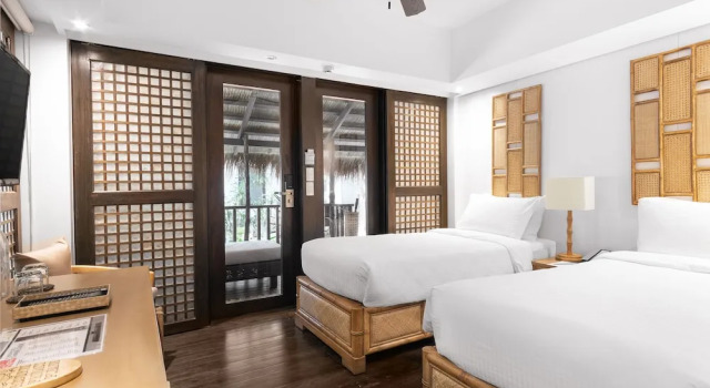 Коттедж с балконом Miniloc Island Resort