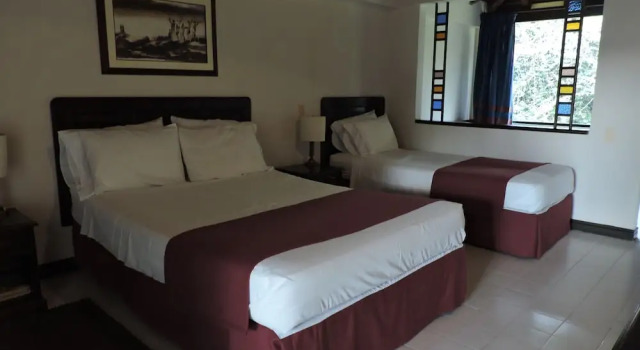 Club Nautico Acuarela Hotel, Rezervovat Hotel Hotely v Santander s parkováním, Parkování