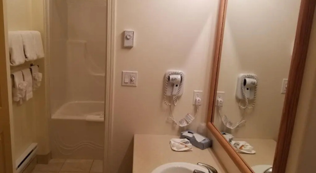Четырёхместный номер Standard Western Budget Motel #1 & 2 Whitecourt