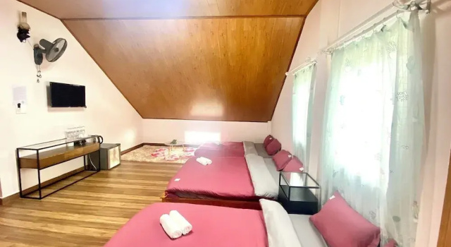 Номер Standard Ruby Peace Hotel