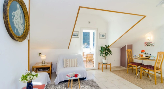 Apartments Swallows Nest, Забронировать Апартаменты/квартира Отели Дубровника с парковкой, рядом с Пляж Корал, Парковка