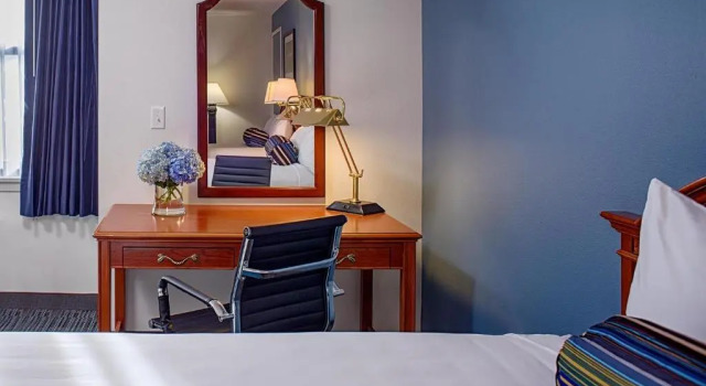 Run of House Federal City Inn & Suites
