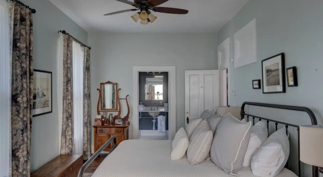 Номер Classic Historic Birch Lodge and Motel