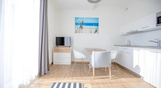 Апартаменты Standard Apartamenty Villa Baltica Rewal - jacuzzi na dachu, wi-fi, parking w cenie