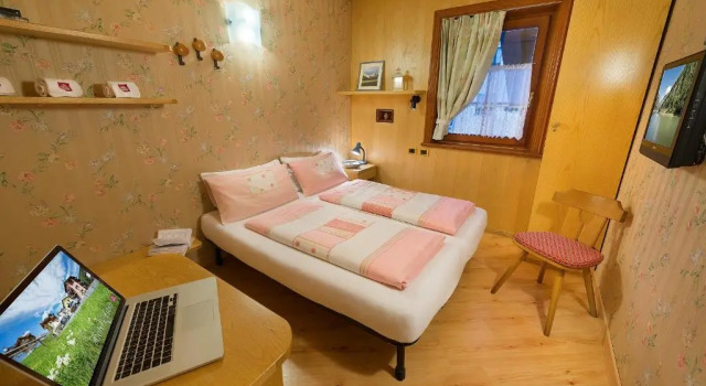 Basic/Small Doppel Zimmer Hotel Astra