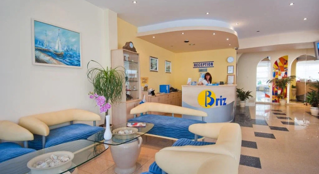 Hotel Briz, Забронировать Отель Отели области Бургас с бассейном, Бассейн