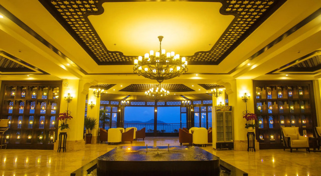 Yuhuayuan Sea View Hotel, Book Hotel Sanya Hainan