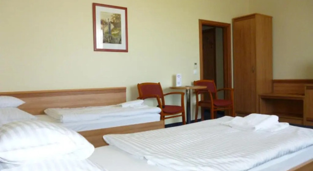 Трёхместный номер Standard Hotel Paprika