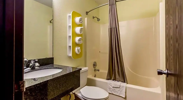 Номер Standard Motel 6-Troy, IL