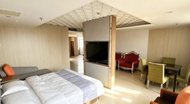 Люкс Yuzhen Hotel (Hefei South Railway Station Zhongke University)