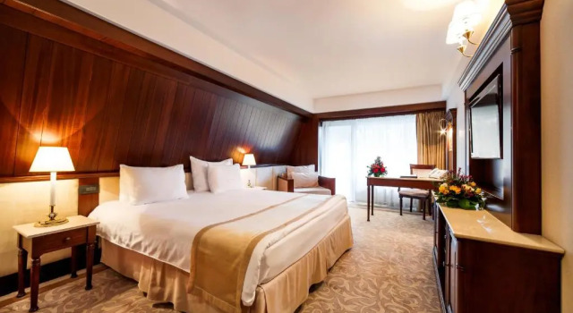 Двухместный номер Deluxe с балконом Hotel International