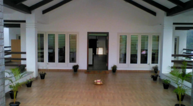 R T Hill View Resort