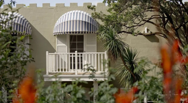 The Castle - Villa by the Sea, Book Villa Cowes Phillip Island