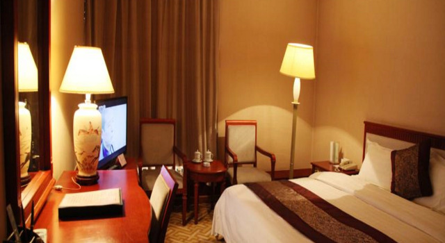Двухместный люкс Shunyi Hotel