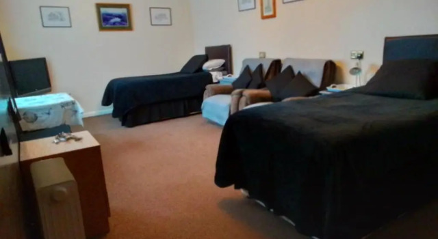 Номер Deluxe Y-NOT Guest House