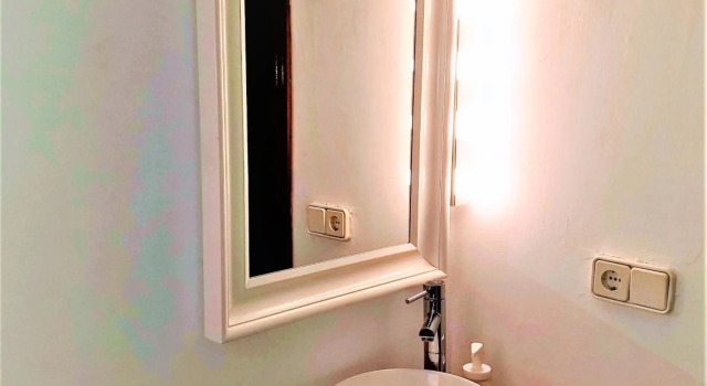 LARGE Apartment with large and sunny Terrace - Garden & Outdoor Gym, ALICANTE CENTER