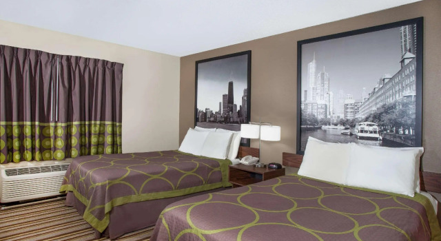 Четырёхместный номер Standard Super 8 by Wyndham Chicago/Rosemont/OHare/SE