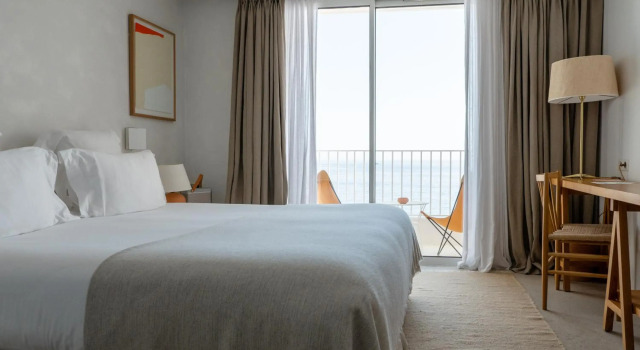 Les Roches Rouges, a Beaumier hotel