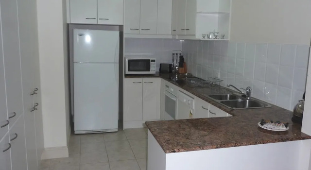 Апартаменты City Escape 2BD in Adelaides East End 2