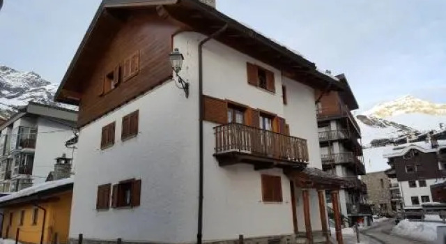 Maison Rosalp, Забронировать Отель Брей-Червиния Червиния, рядом с Горнолыжный подъёмник Брёй-План Мазон 2 (нижняя станция)
