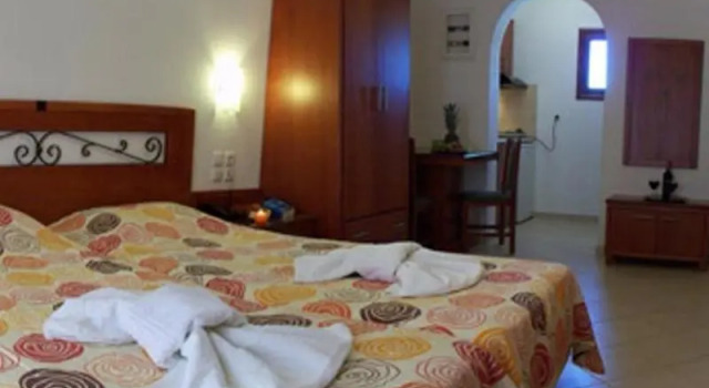 Студия Plaka Hotel II