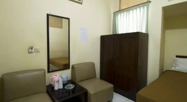 RedDoorz Klender, Book Hotel Jakarta Jakarta Province