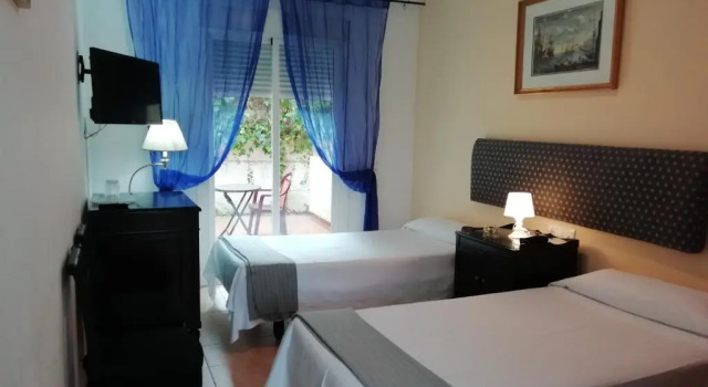 Номер Standard Hostal Alhaja Playa