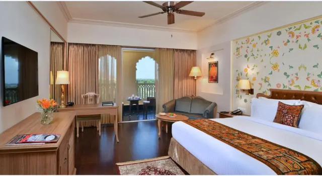Двухместный номер Premium с балконом Indana Palace Jaipur