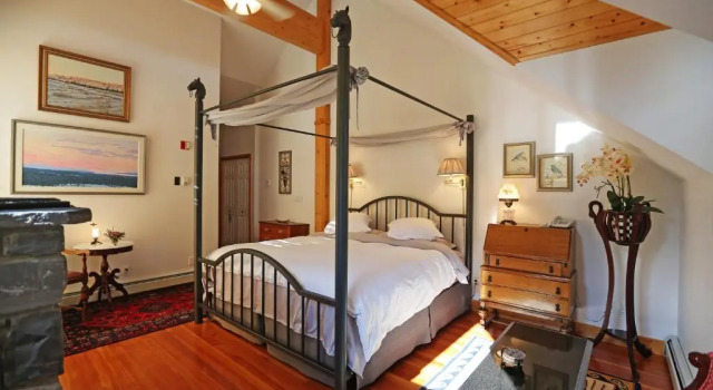 Номер Deluxe Beaujolais Boutique B&B at Theas House- Adults Only