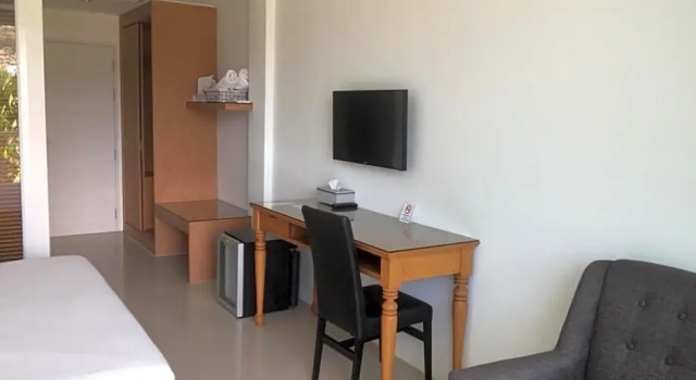 Люкс с видом на бассейн Clear House Resort - SHA Extra Plus