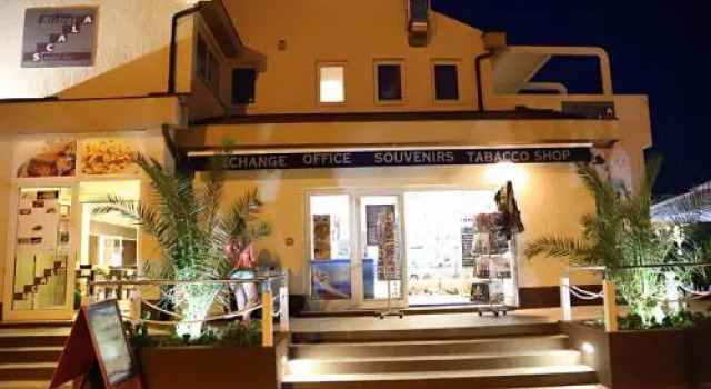SCALA Bed & Breakfast, Забронировать Отель «постель и завтрак» Отели Водице с завтраком, рядом с Частный Пляж Отеля «Кристина», Завтраки