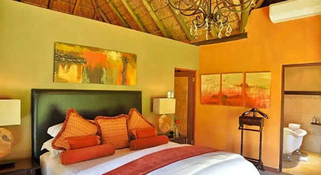 Wings And Water Guesthouse On 57 Nicklaus Street