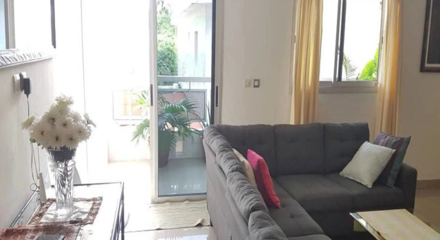 Résidence B2, Boek Appartement Hotels in Abidjan met parkeren, Parkeren