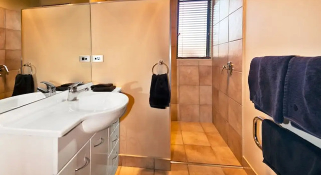Коттедж Grandview Apartment