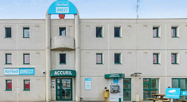 Кровать в общем номере Kyriad Direct Annemasse - Genève
