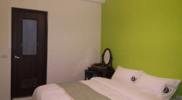Bear Station Smart Stay
