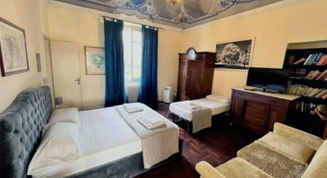 Трёхместный номер Deluxe Bresbot B&B