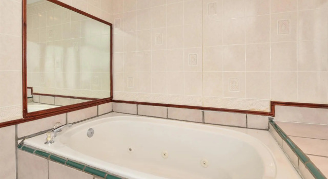 Люкс Americas Best Value Inn & Suites Kansas City
