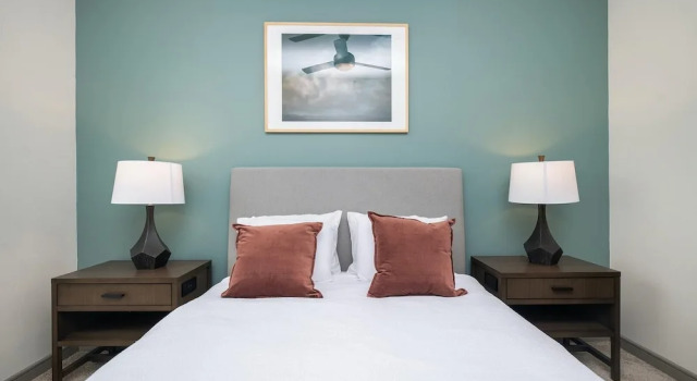 Landing Apartments Charlotte - NoDA, Забронировать Апартаменты/квартира Шарлотте Северная Каролина, рядом с Sherman Memorial Church of God in Christ